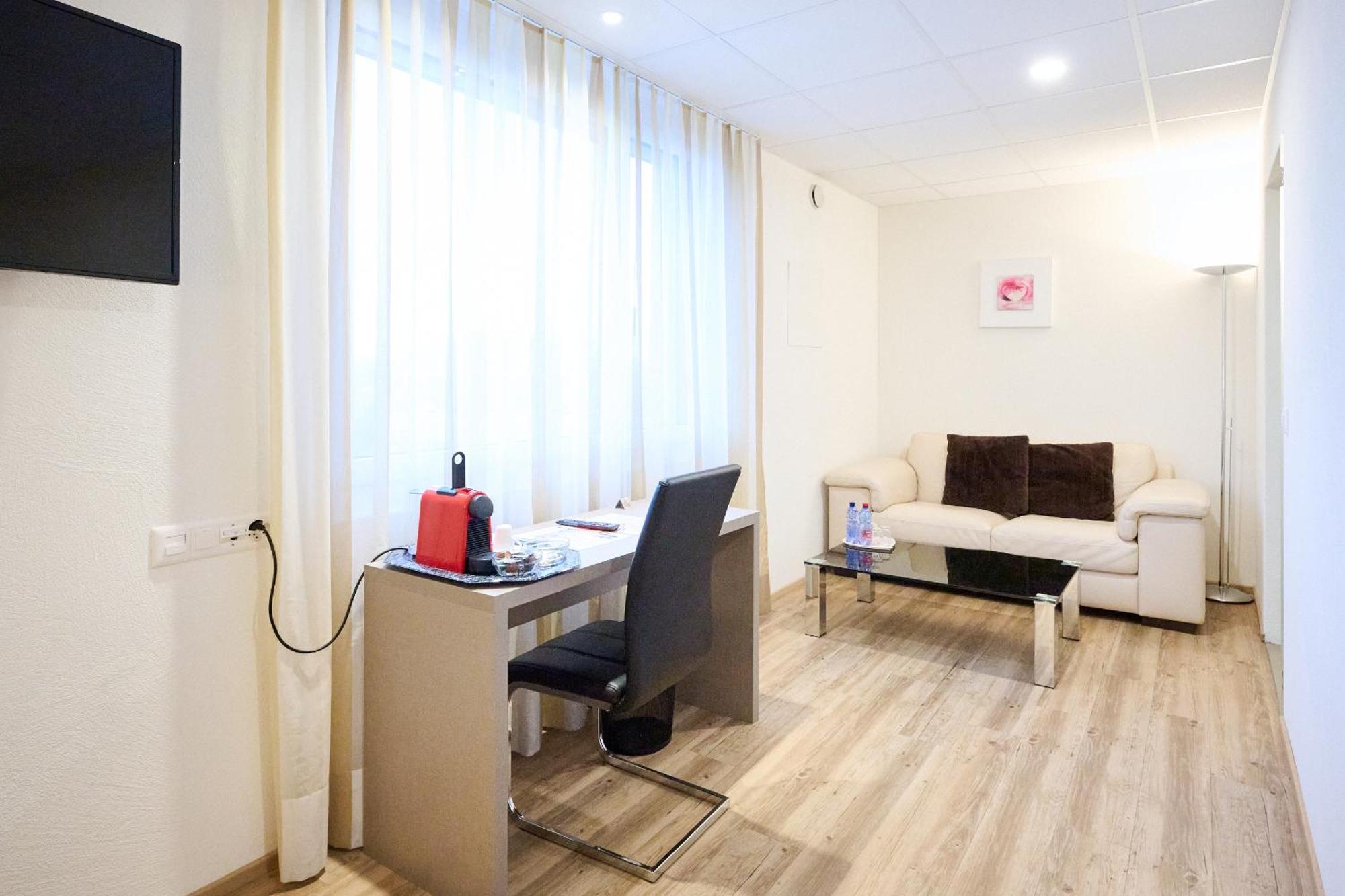 Hotel Am Kreisel Self-Check-In By Smart Hotels Lachen Buitenkant foto