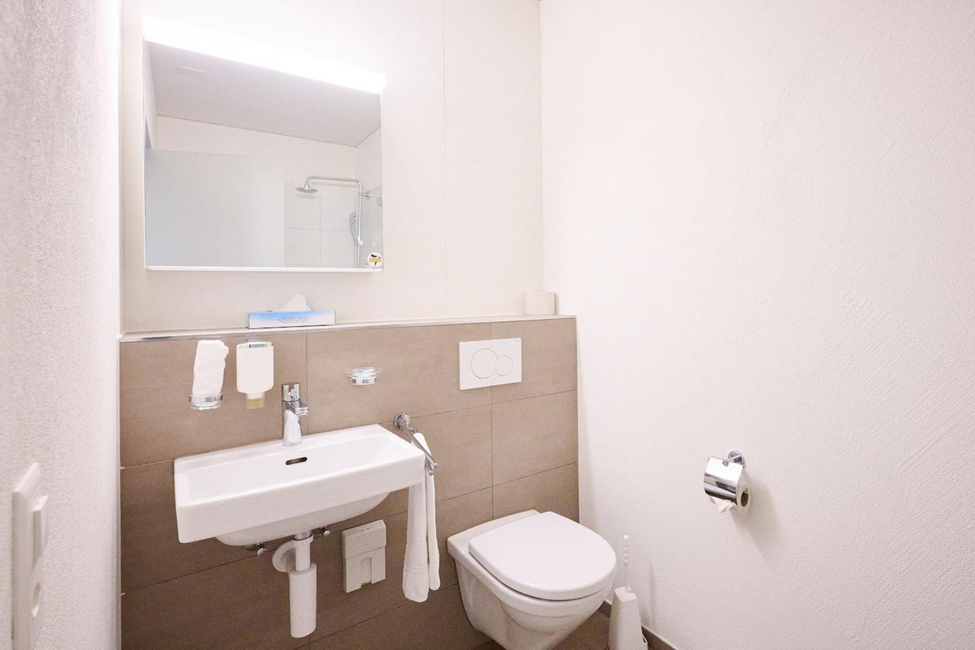 Hotel Am Kreisel Self-Check-In By Smart Hotels Lachen Buitenkant foto