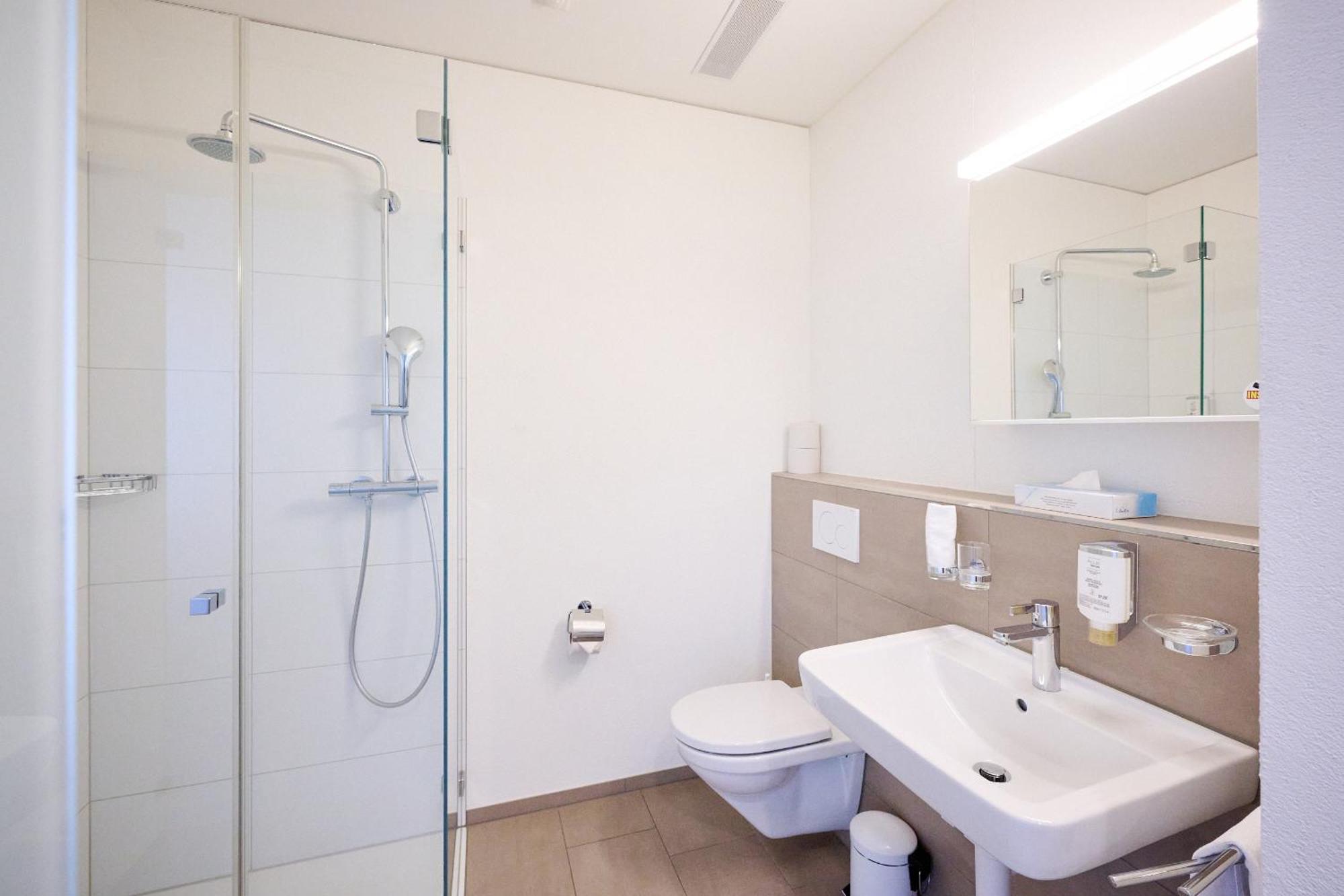 Hotel Am Kreisel Self-Check-In By Smart Hotels Lachen Buitenkant foto