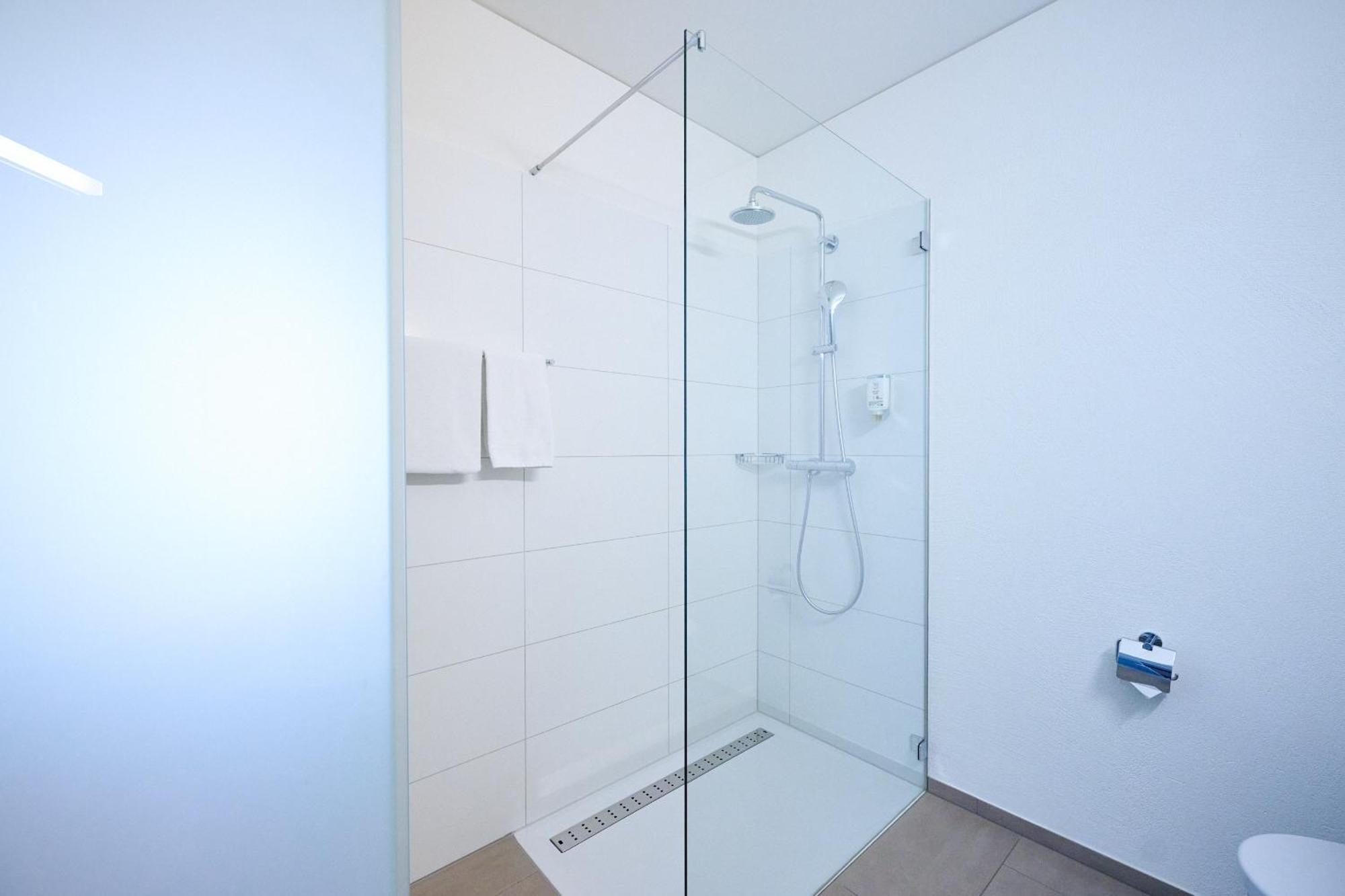 Hotel Am Kreisel Self-Check-In By Smart Hotels Lachen Buitenkant foto