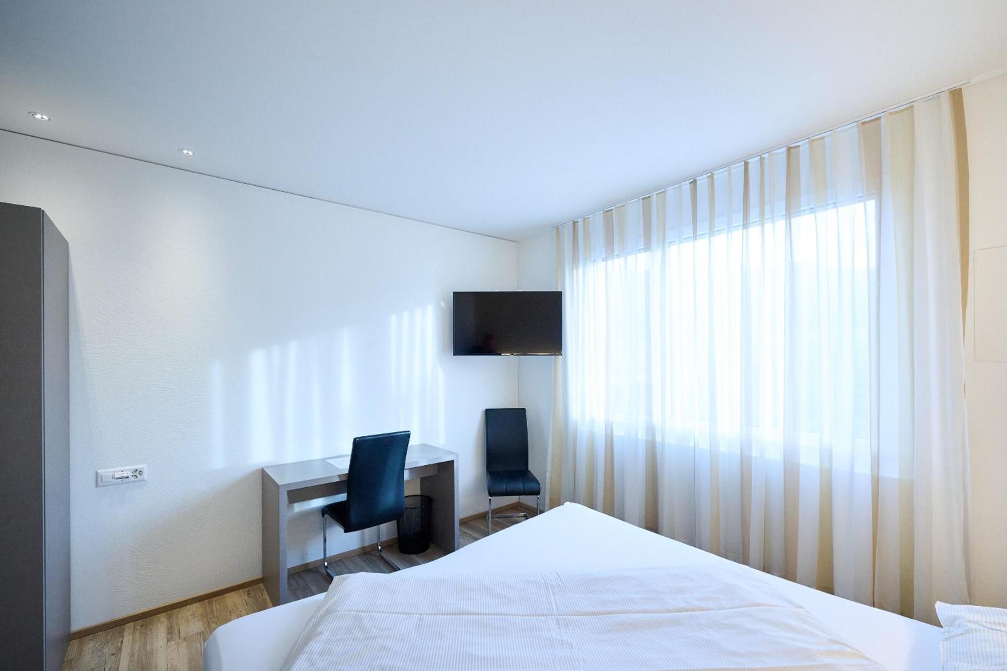 Hotel Am Kreisel Self-Check-In By Smart Hotels Lachen Buitenkant foto